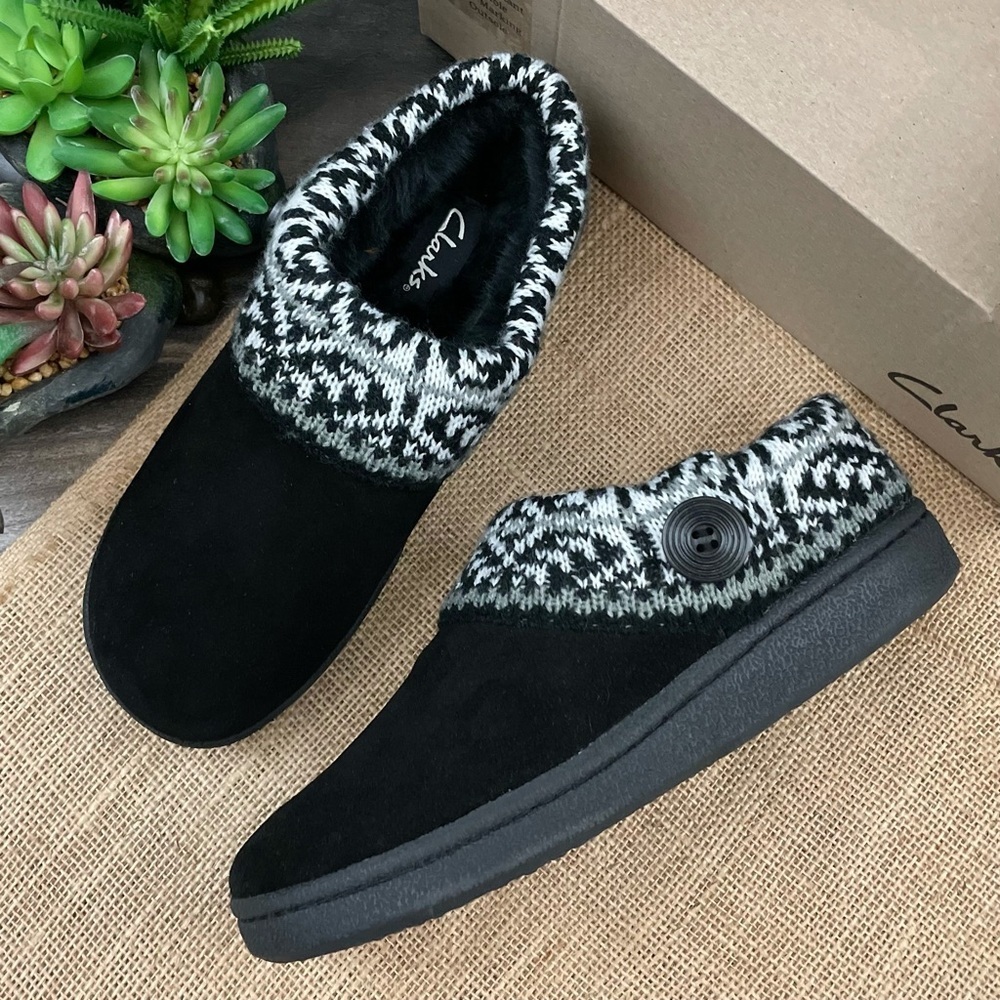 Clarks Knit Cuff Faux Fur Indoor Outdoor Slippers